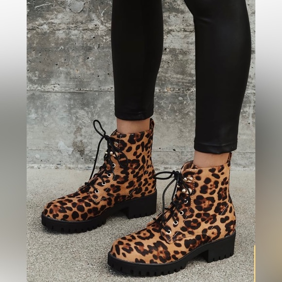 Lulus Devyn Leopard Print Lace-Up Ankle Boots NWOT - Picture 2 of 10